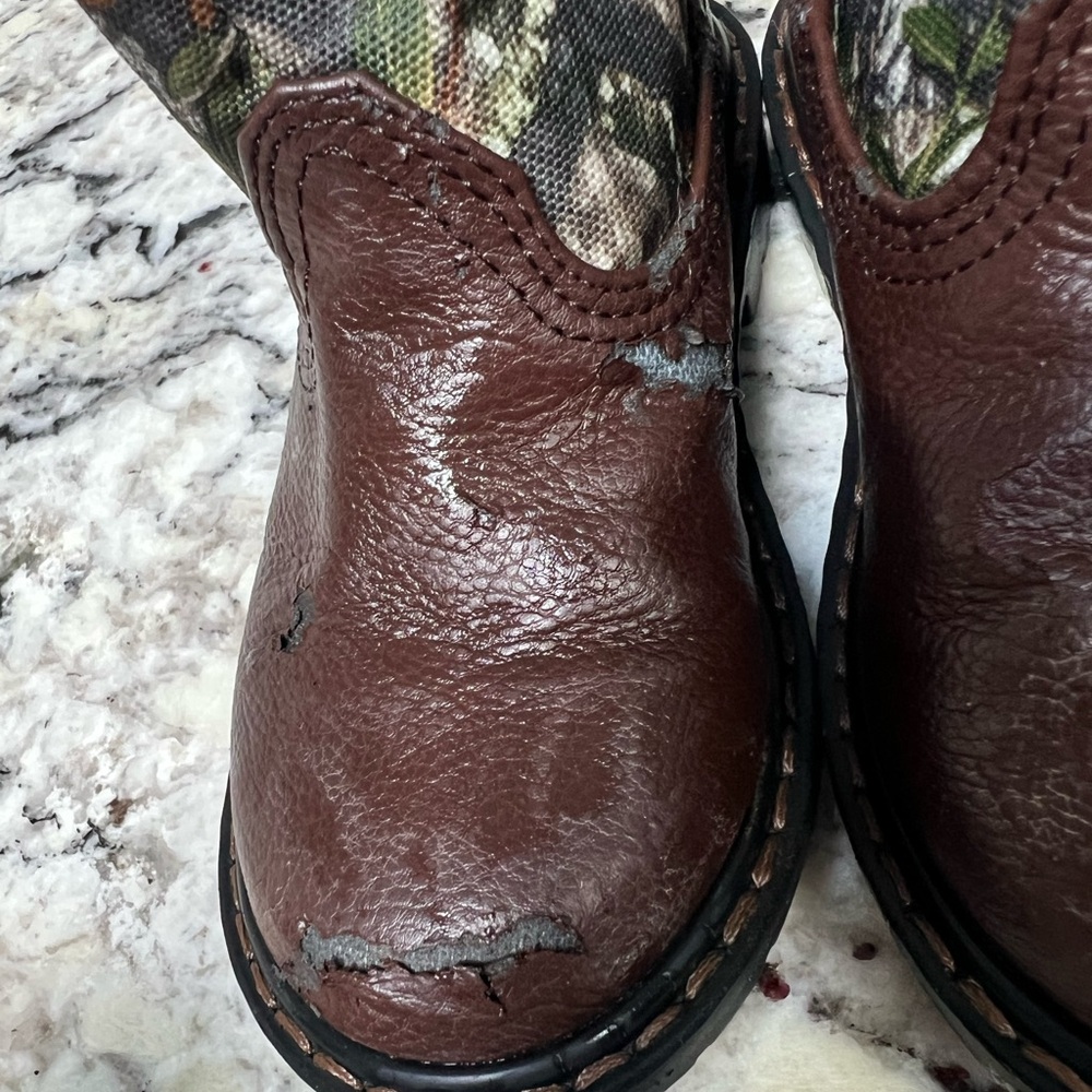 Toddler Camo Boots - Picture 3 of 8